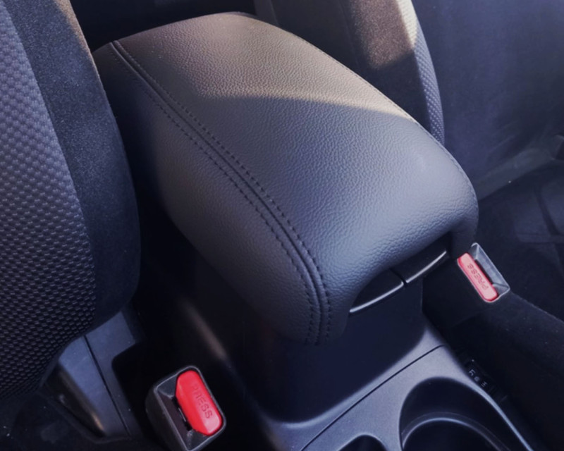 Mitsubishi Outlander II покоління 