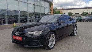 Audi A4 2016 рік