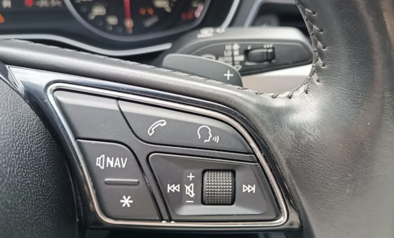Audi A4 I покоління 