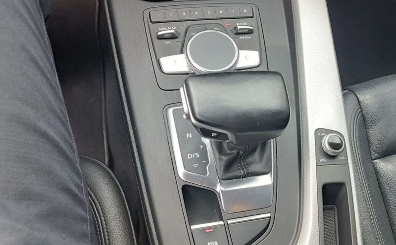 Audi A4 I покоління 