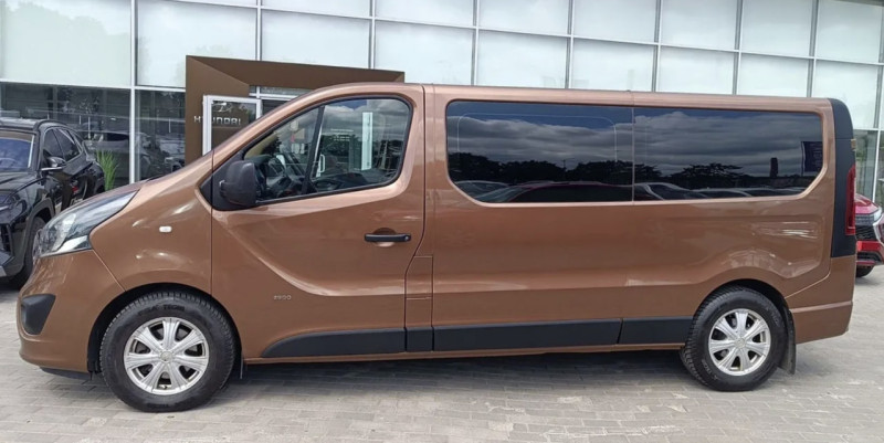 Opel Vivaro II покоління 