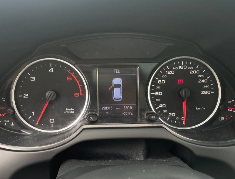 Audi Q5 Typ 8R  •  3.0 TDI S-tronic (240 к.с.) Quattro  •  Base 