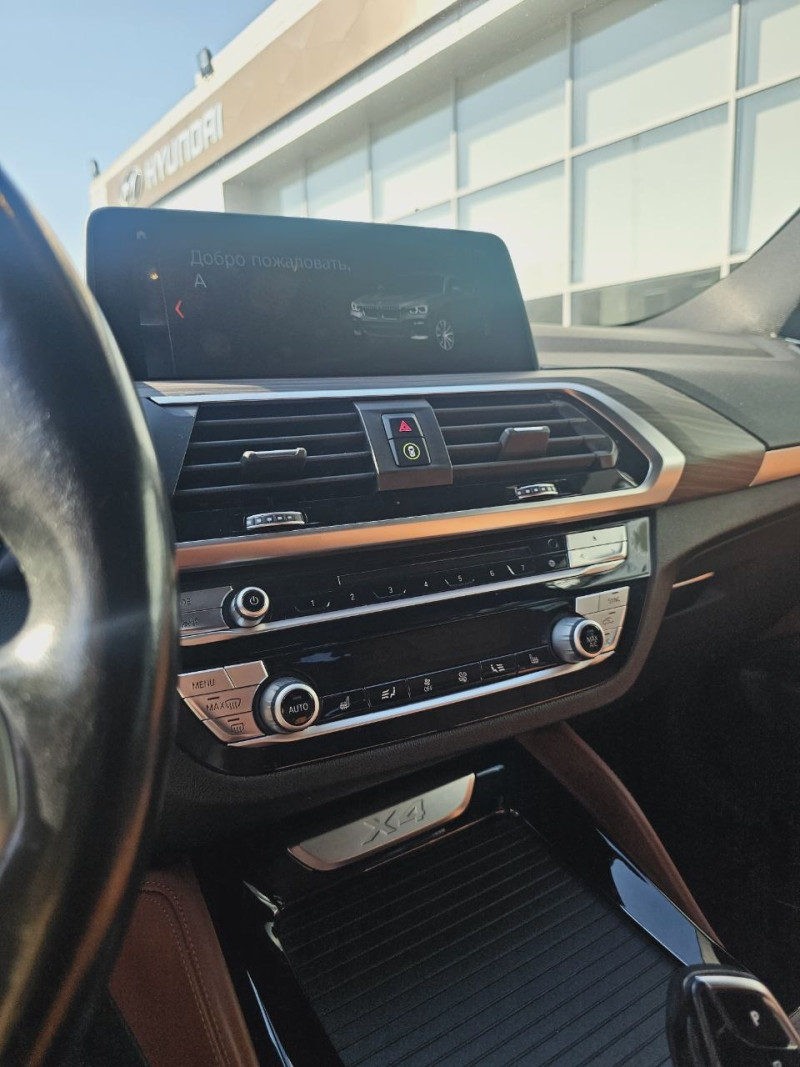 BMW X4 I покоління 